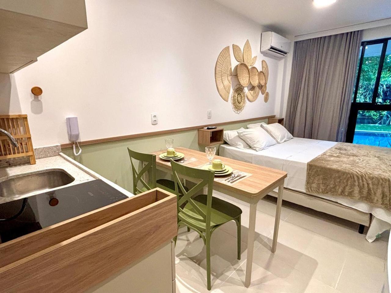 Mare Alta Hall By Aft *